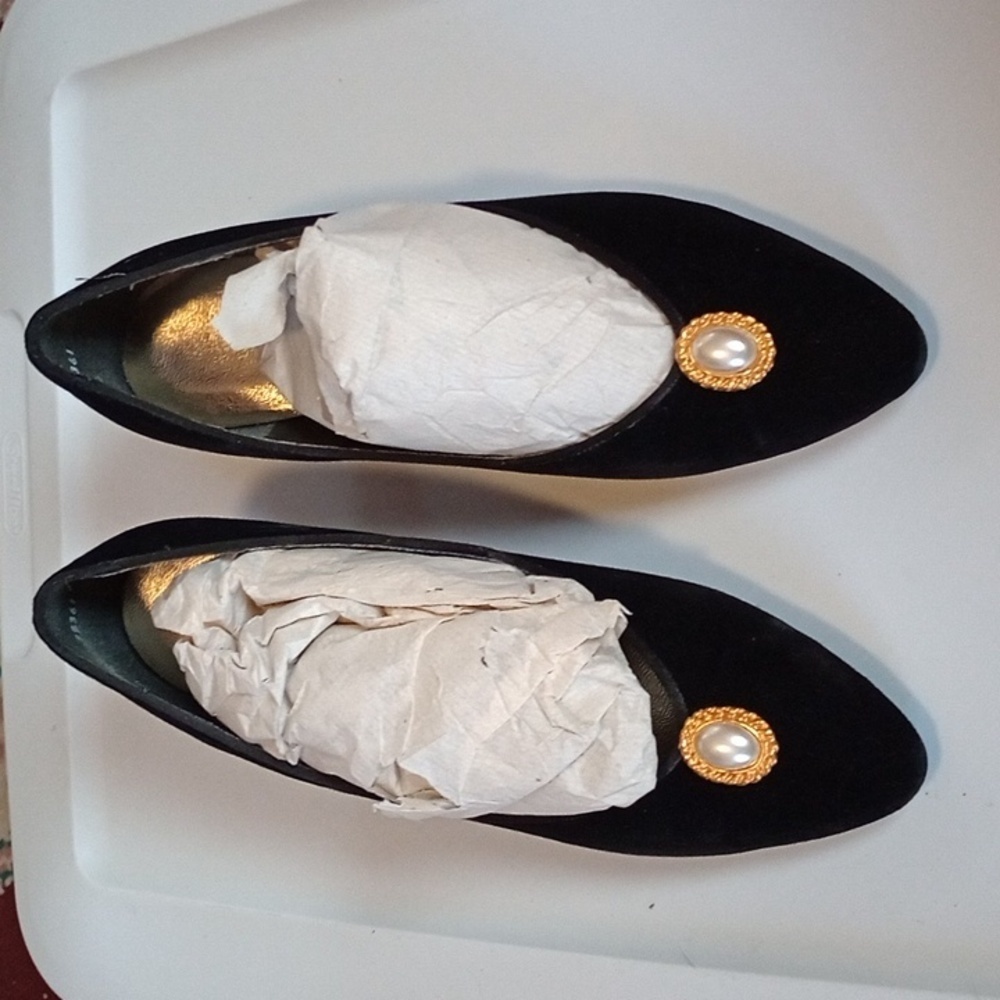 Lands end size 9 velvet women's heels